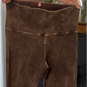 T-Party pants mineral washed flared yoga large